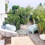 - House * Gruissan