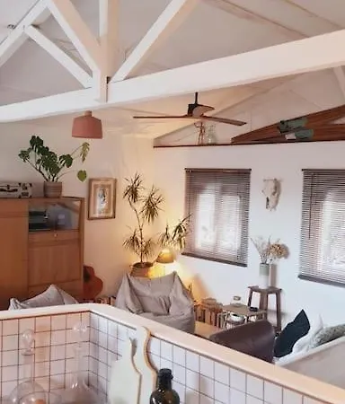 Chalet - House